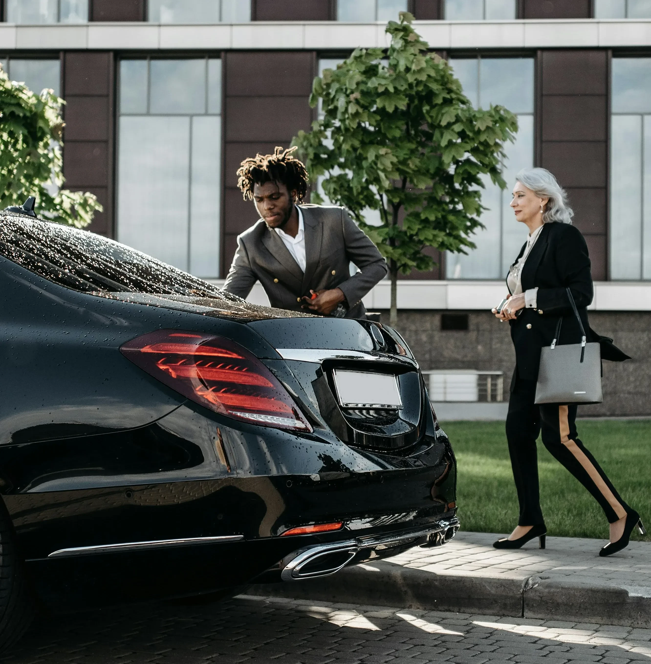Boek een privéchauffeur bij FRSDS